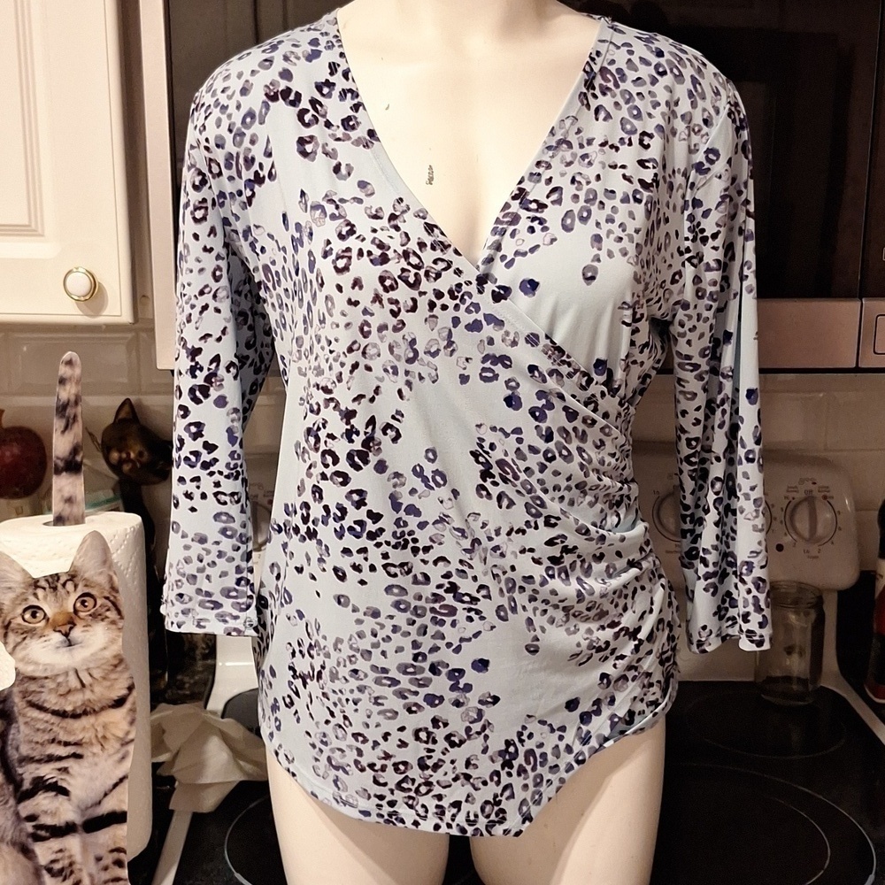Z women's Jennifer Lopez stretch 3/4 sleeve regular size top L